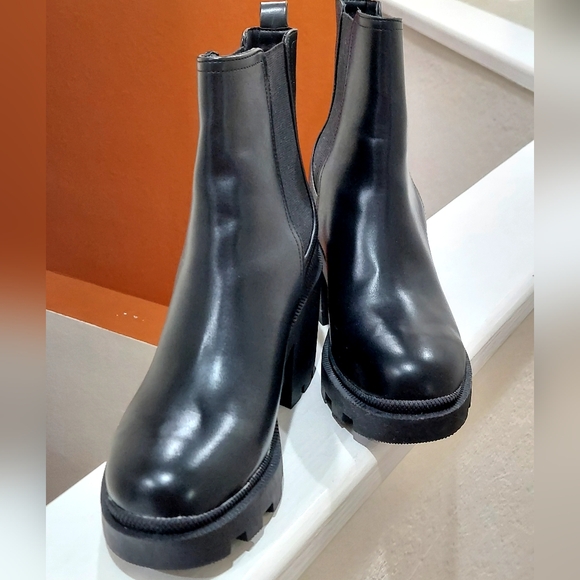 Black Ankle Chunky Heeled Boots W/ style idea pic. (NWOT) - Picture 13 of 13